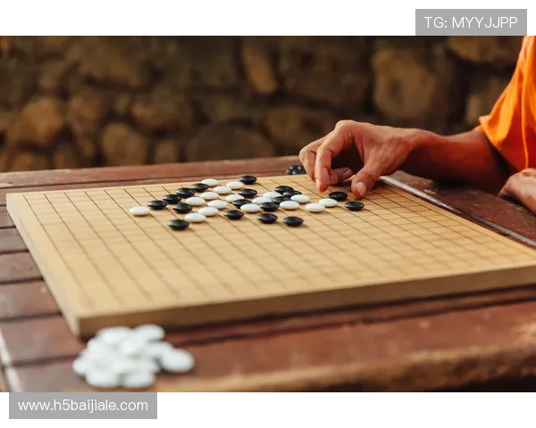 真人电子棋盘让你体验真实与科技结合的全新棋艺娱乐方式